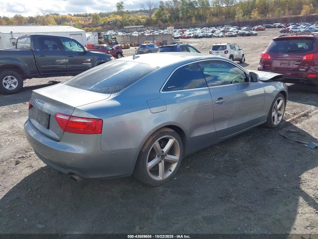 2009 AUDI A5 WAUDK78TX9A025902 Photo 3