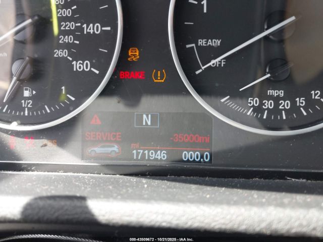 2017 BMW X1 WBXHU7C35H5H33042 Photo 6