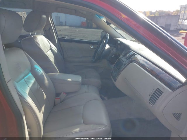 2010 CADILLAC DTS 1G6KR5EY8AU111659 Photo 4