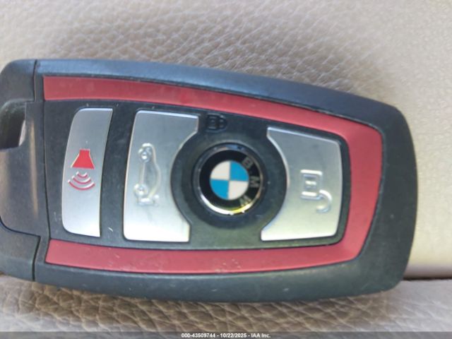 2018 BMW 330I WBA8B9C5XJAE22247 Photo 10