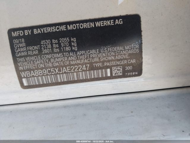 2018 BMW 330I WBA8B9C5XJAE22247 Photo 8
