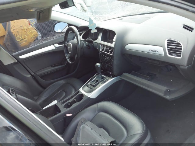 2012 AUDI A4 WAUBFAFL8CA105766 Photo 4