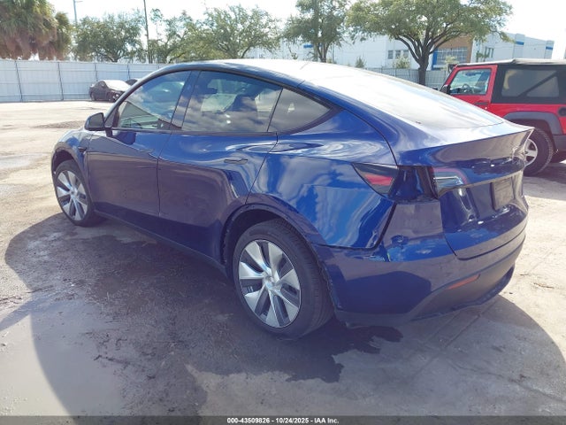 2024 TESLA MODEL Y 7SAYGDEE7RA265684 Photo 2
