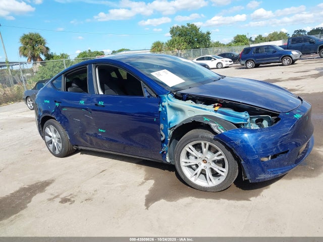 2024 TESLA MODEL Y 7SAYGDEE7RA265684 Photo 5