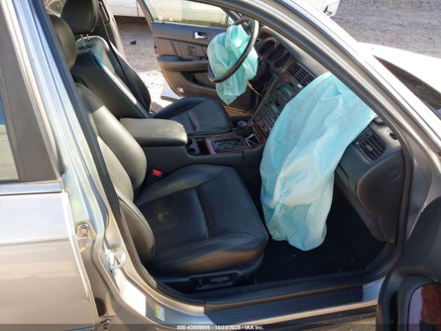 2001 ACURA RL JH4KA96521C002179 Photo 4