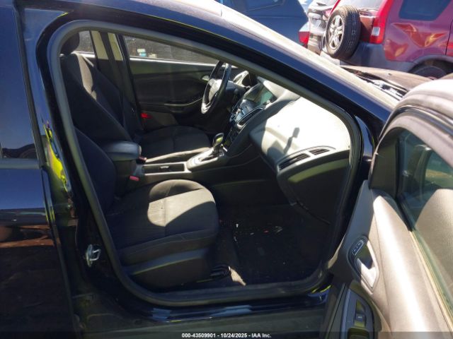 2017 FORD FOCUS 1FADP3H25HL328096 Photo 4