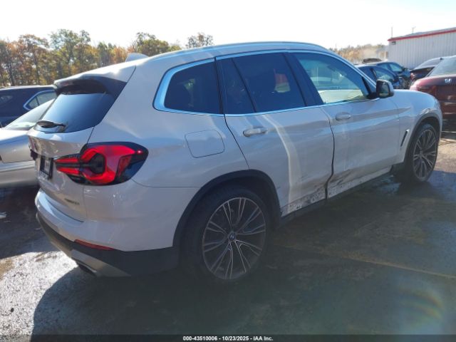 2022 BMW X3 5UX53DP04N9K58324 Photo 3