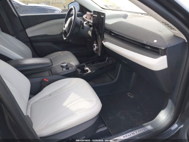 2022 FORD MUSTANG MACH-E 3FMTK3SU9NMA49514 Photo 4