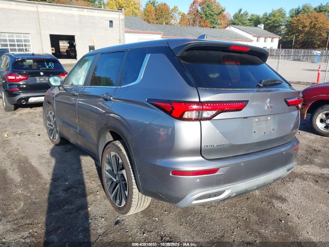 2022 MITSUBISHI OUTLANDER JA4J4UA85NZ012338 Photo 2