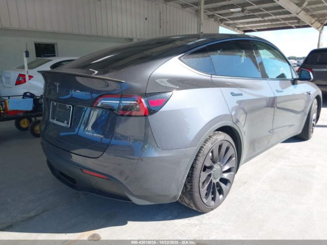 2021 TESLA MODEL Y 5YJYGDEF1MF267027 Photo 3