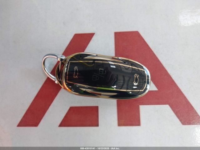 2014 TESLA MODEL S 5YJSA1S19EFP45680 Photo 10