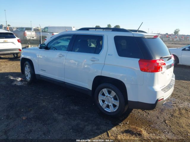 2013 GMC TERRAIN 2GKALUEK3D6366047 Photo 2