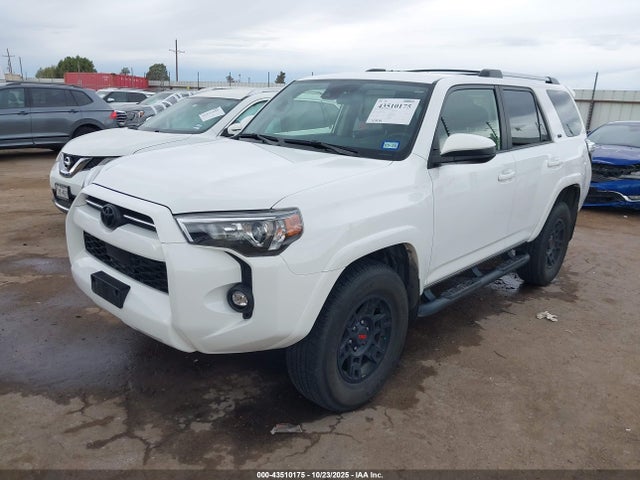 43510175 :رقم المزاد ، JTEMU5JR0P6135434 vin ، 2023 Toyota 4runner Sr5 مزاد بيع
