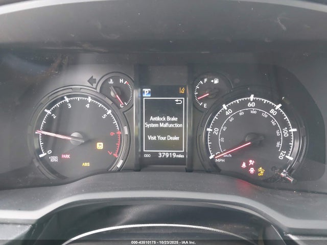 43510175 :رقم المزاد ، JTEMU5JR0P6135434 vin ، 2023 Toyota 4runner Sr5 مزاد بيع