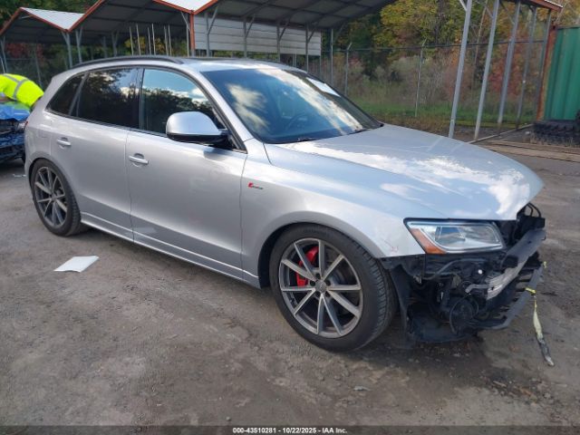 2016 AUDI SQ5 WA1CCAFP4GA124690