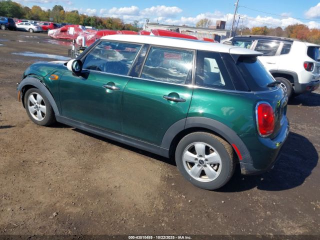 2018 MINI HARDTOP WMWXU1C51J2F80218 Photo 2