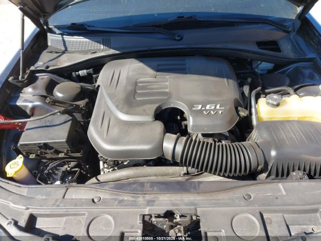 2015 CHRYSLER 300 2C3CCABG9FH922537 Photo 9