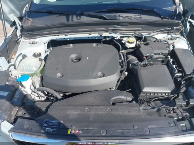 2019 VOLVO XC40 YV4162UK9K2118854 Photo 9