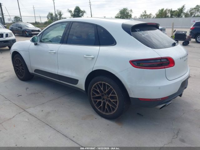 2018 PORSCHE MACAN WP1AB2A56JLB33915 Photo 2