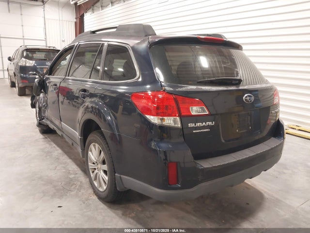 2013 Subaru Outback 2.5i მანქანა იყიდება აუქციონზე, vin: 4S4BRCAC4D3250902, აუქციონის ნომერი: 43510571