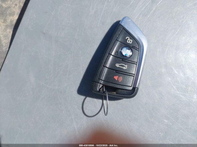 2018 BMW X1 WBXHU7C33J5H38892 Photo 10