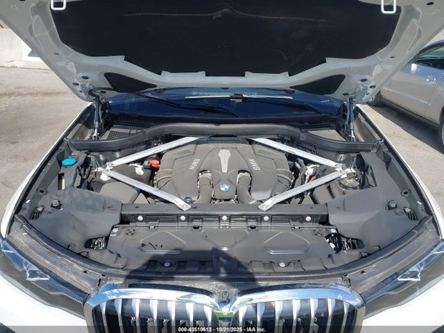 BMW X7 2019 5UXCX4C54KLS38649 Image 10