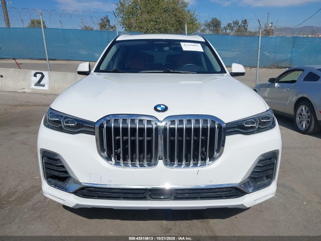 BMW X7 2019 5UXCX4C54KLS38649 Image 12