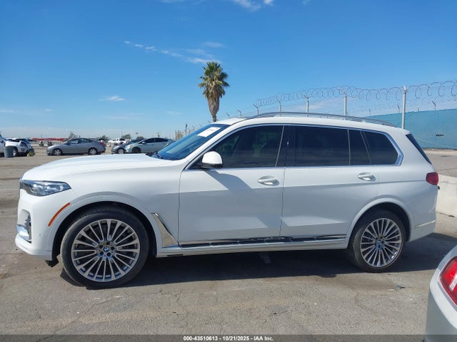BMW X7 2019 5UXCX4C54KLS38649 Image 14