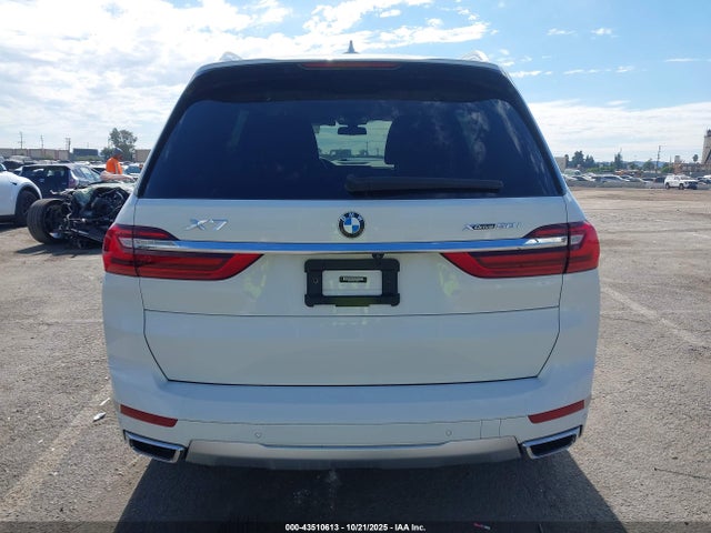 BMW X7 2019 5UXCX4C54KLS38649 Image 16