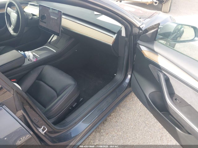 2021 TESLA MODEL 3 5YJ3E1EA9MF081917 Photo 4