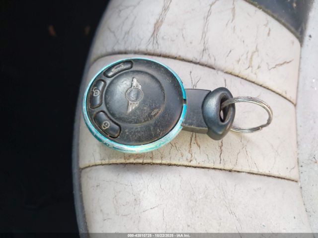 2013 MINI CONVERTIBLE WMWZP3C51DT705614 Photo 10