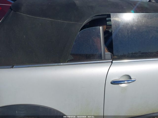 2013 MINI CONVERTIBLE WMWZP3C51DT705614 Photo 5