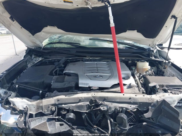 JTJDY7AX8M4335663 Lexus Lx 570 Three-row
