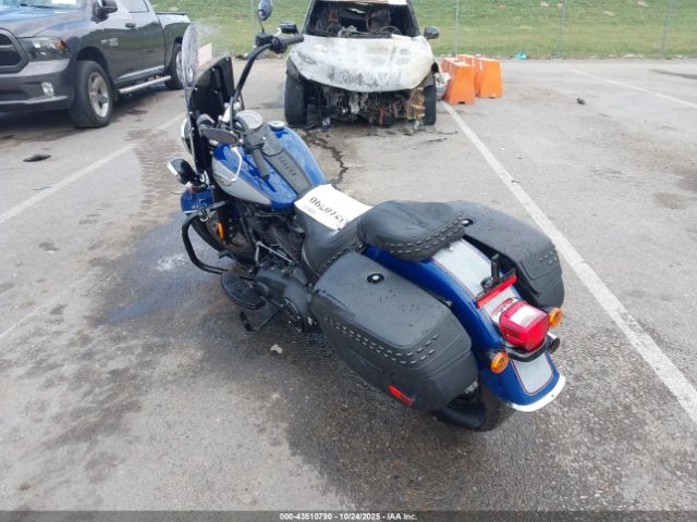 2023 HARLEY-DAVIDSON FLHCS 1HD1YBK26PB037980 Photo 2