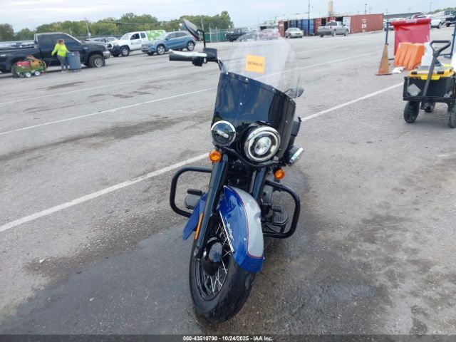 2023 HARLEY-DAVIDSON FLHCS 1HD1YBK26PB037980 Photo 4