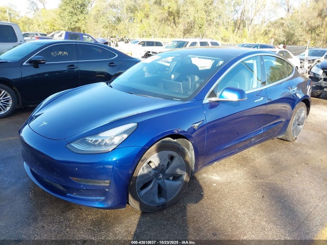 2018 TESLA MODEL 3 5YJ3E1EB1JF130709 Photo 1