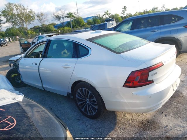 2021 VOLVO S90 LVYA22MK2MP197958 Photo 2