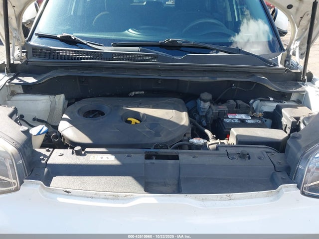 43510960 :رقم المزاد ، KNDJP3A54E7041175 vin ، 2014 Kia Soul + مزاد بيع