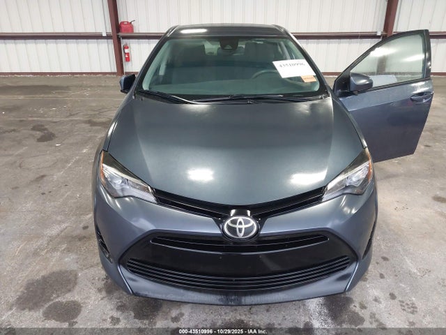 Продажа на аукционе авто 2017 Toyota Corolla Le, vin: 5YFBURHE4HP655894, номер лота: 43510996