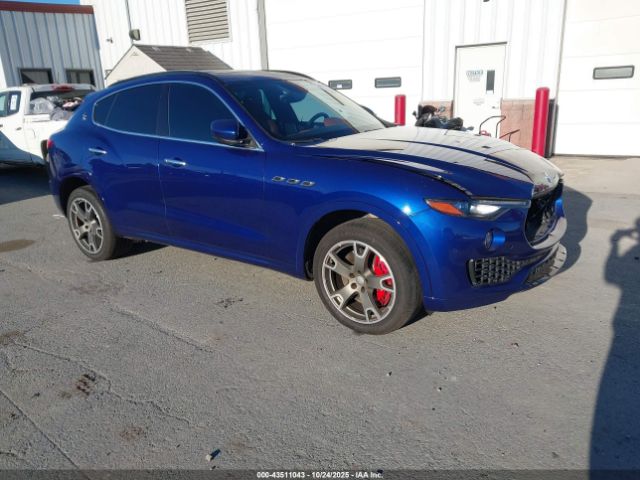 2017 MASERATI LEVANTE ZN661YUS6HX239362