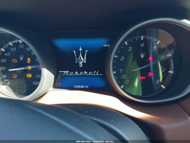 2017 MASERATI LEVANTE ZN661YUS6HX239362 Photo 6