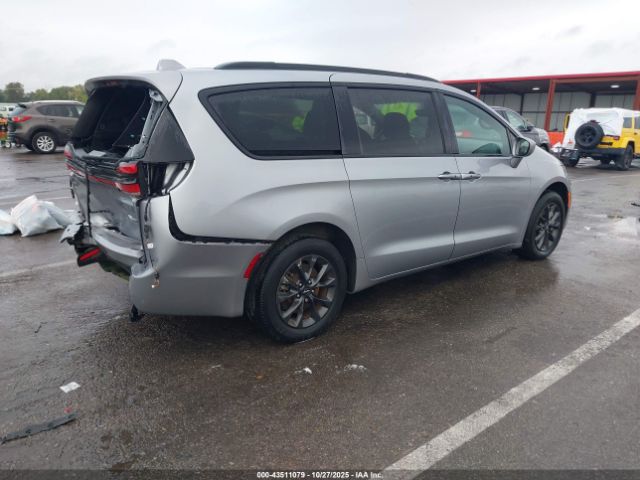 2021 CHRYSLER PACIFICA 2C4RC3FG0MR567261 Photo 3