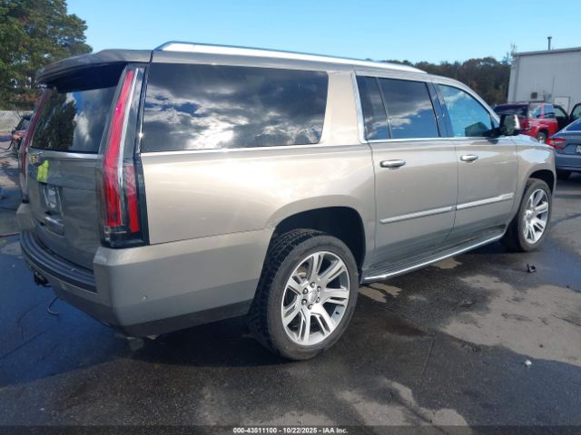 2019 CADILLAC ESCALADE ESV 1GYS4HKJ1KR273636 Photo 3