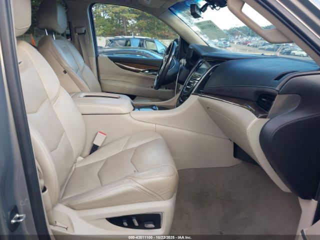 2019 CADILLAC ESCALADE ESV 1GYS4HKJ1KR273636 Photo 4