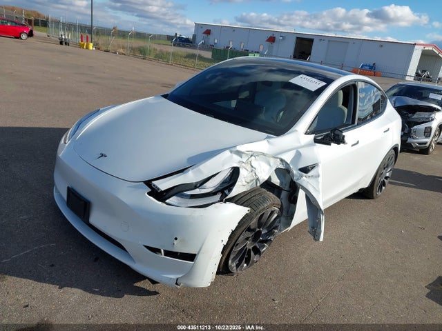 2020 TESLA MODEL Y 5YJYGDEF1LF049846 Photo 1