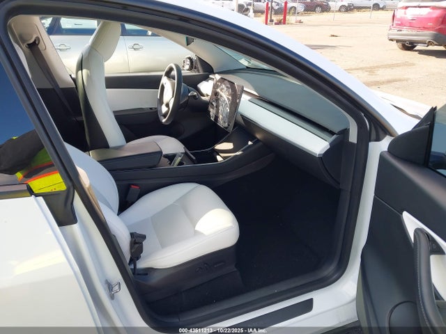 2020 TESLA MODEL Y 5YJYGDEF1LF049846 Photo 4