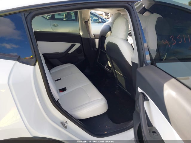 2020 TESLA MODEL Y 5YJYGDEF1LF049846 Photo 7