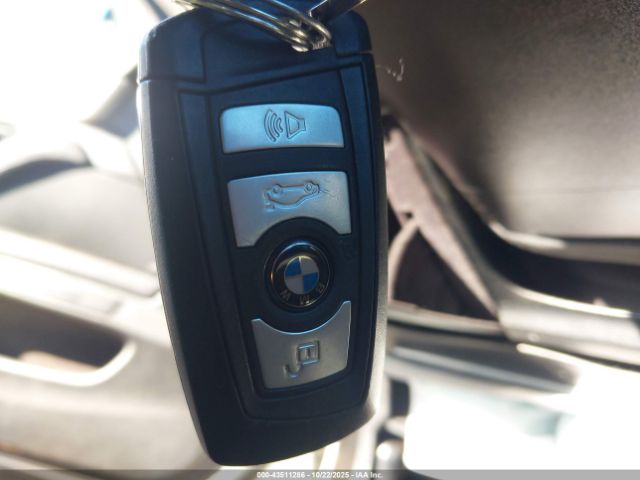 2012 BMW 528I WBAXG5C50CDW24647 Photo 10