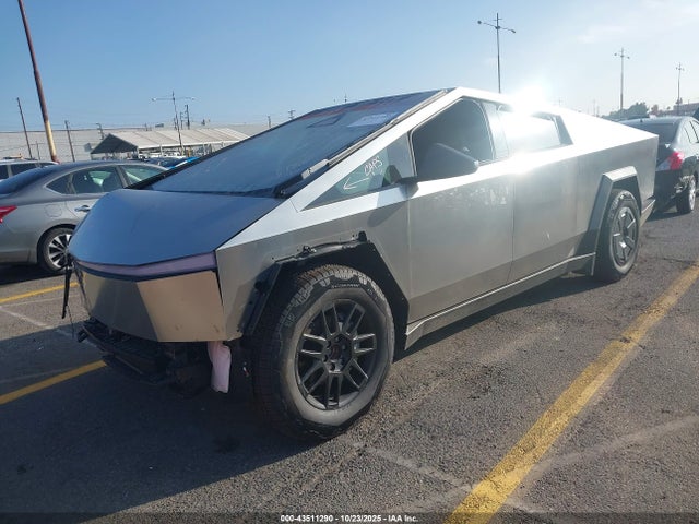 2025 TESLA CYBERTRUCK 7G2CEHED9SA067333 Photo 1