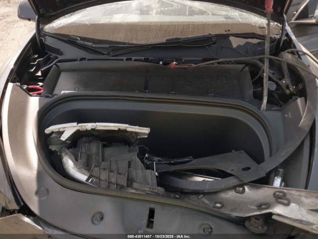 2025 TESLA MODEL Y 7SAYGDED3SA372602 Photo 9